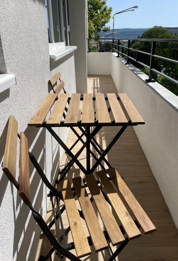 Vanquish Central Apartment Warna Exterior foto
