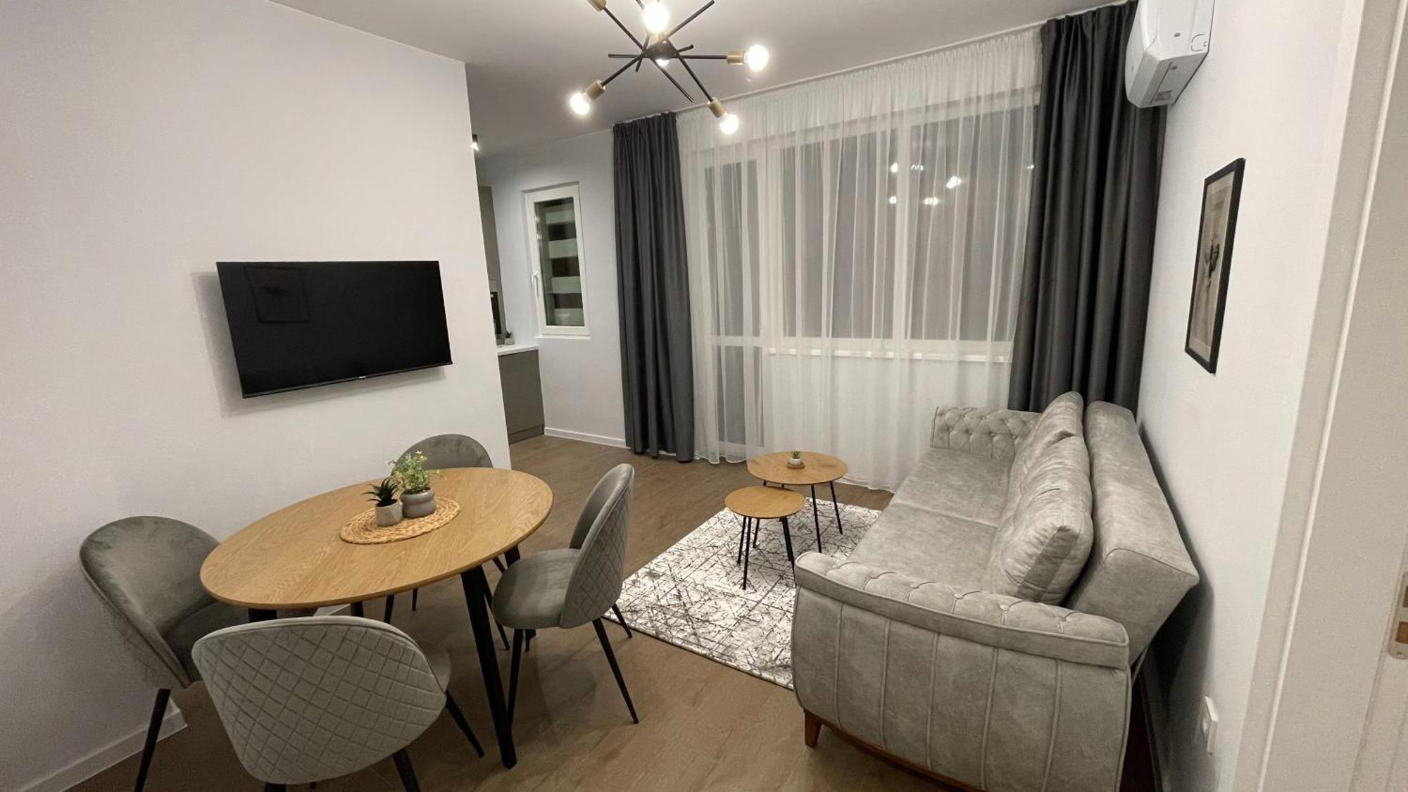 Vanquish Central Apartment Warna Exterior foto
