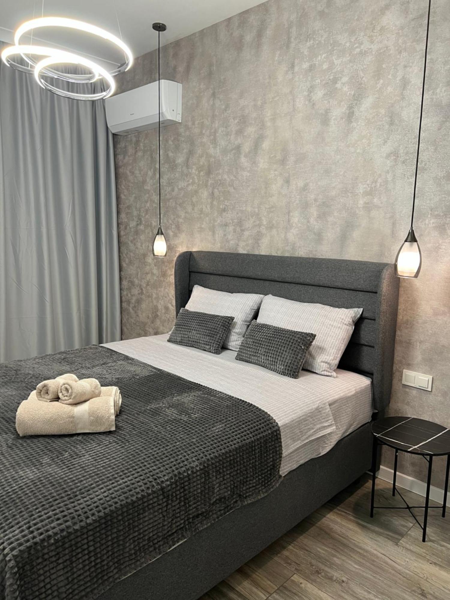 Vanquish Central Apartment Warna Exterior foto